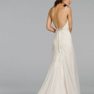 BRAND NEW Alvina Valenta Av9405 wedding dress